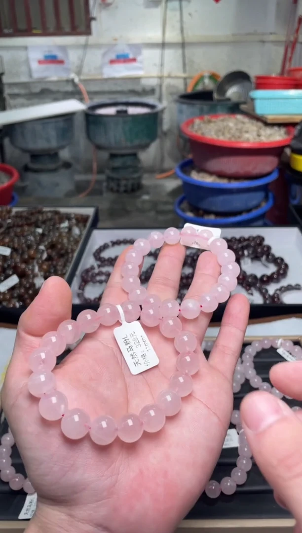 【闪购商品】芙蓉石手串未镶嵌马粉11多样性发其一