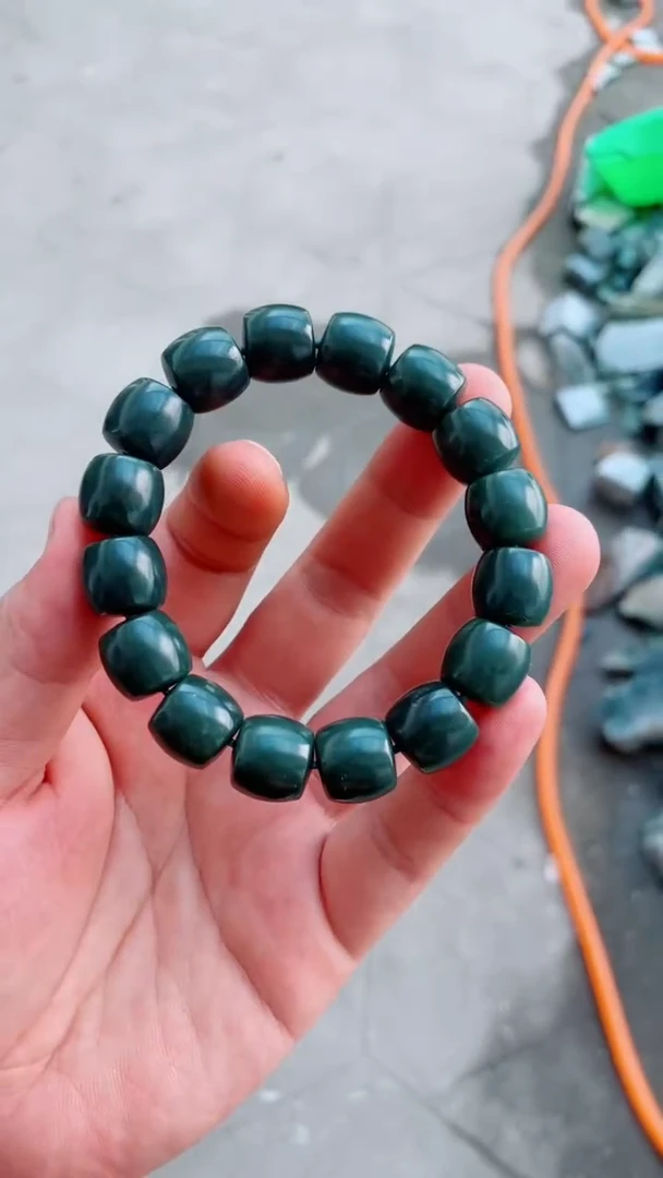 手串未镶嵌和田玉直切卡14