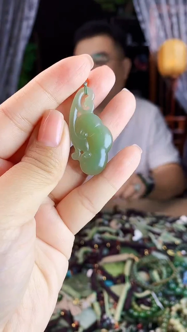 未镶嵌和田玉挂件多样性发货拍一发一