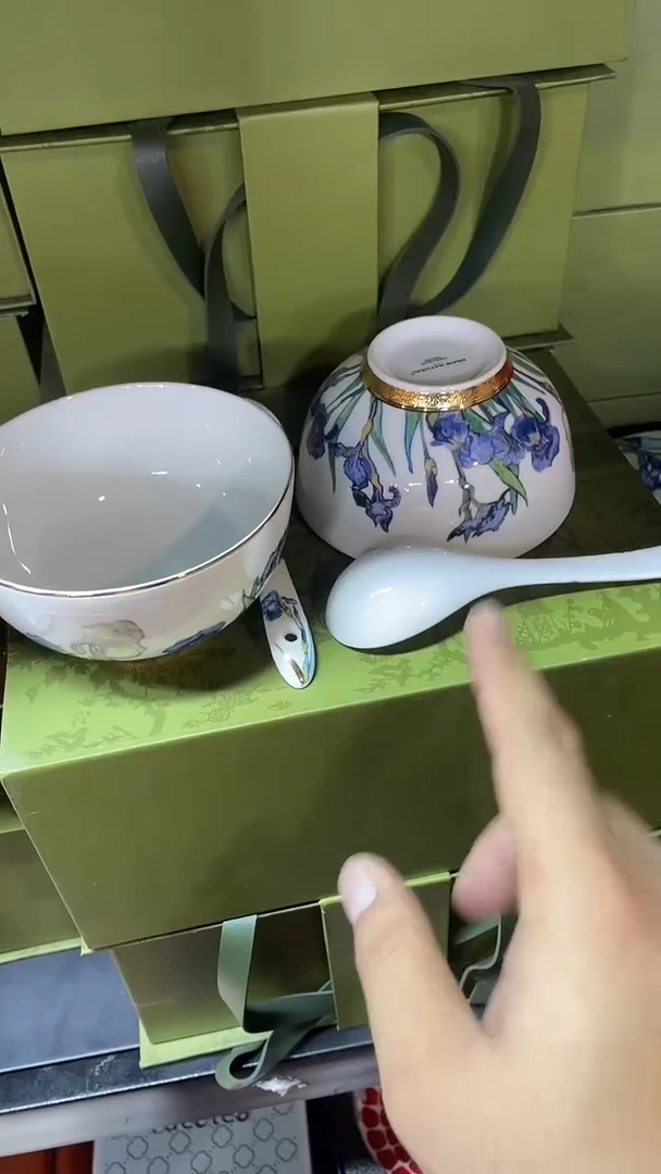 杯鸿辉家品牌瓷器，京东包邮！