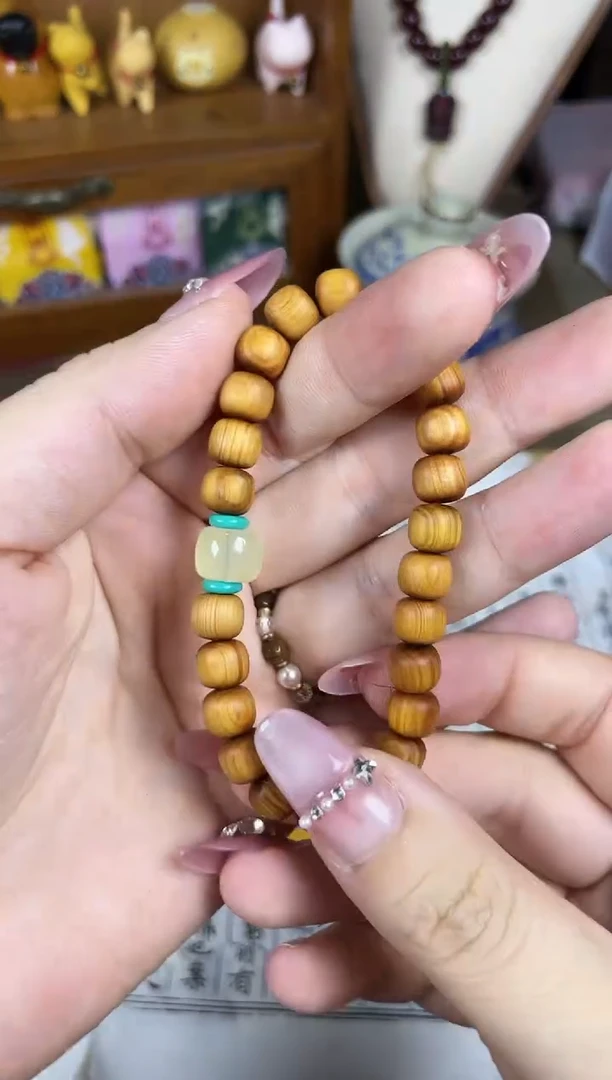 非洲檀香手串/手链菩提木质玉石手串/多发性其一/不带盒子