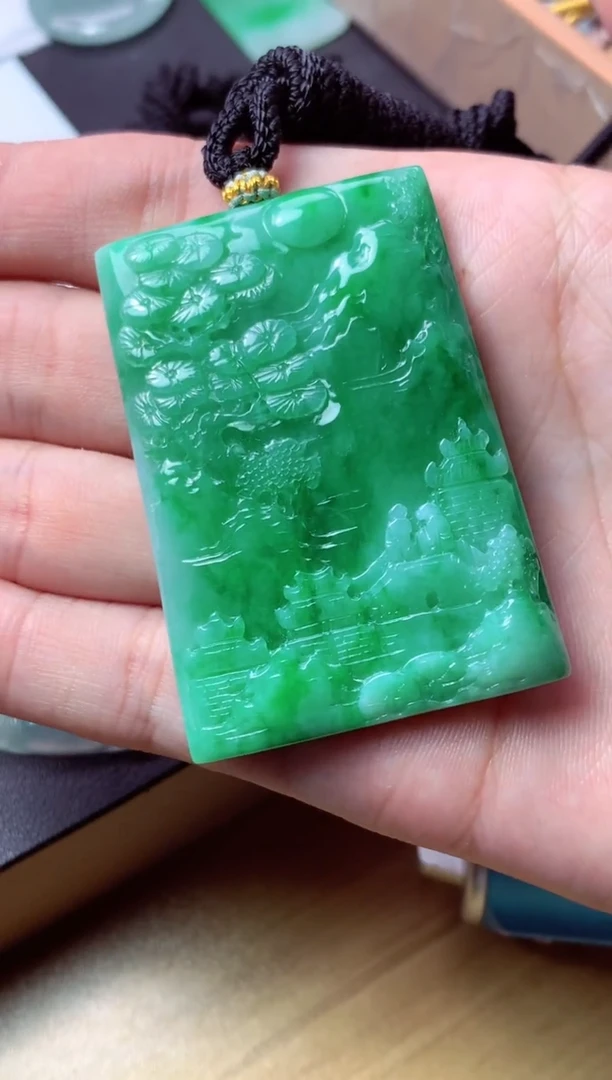 翡翠未镶嵌颈饰天然翡翠