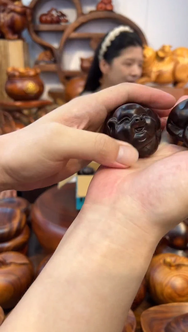 木黑檀材质创意小猪