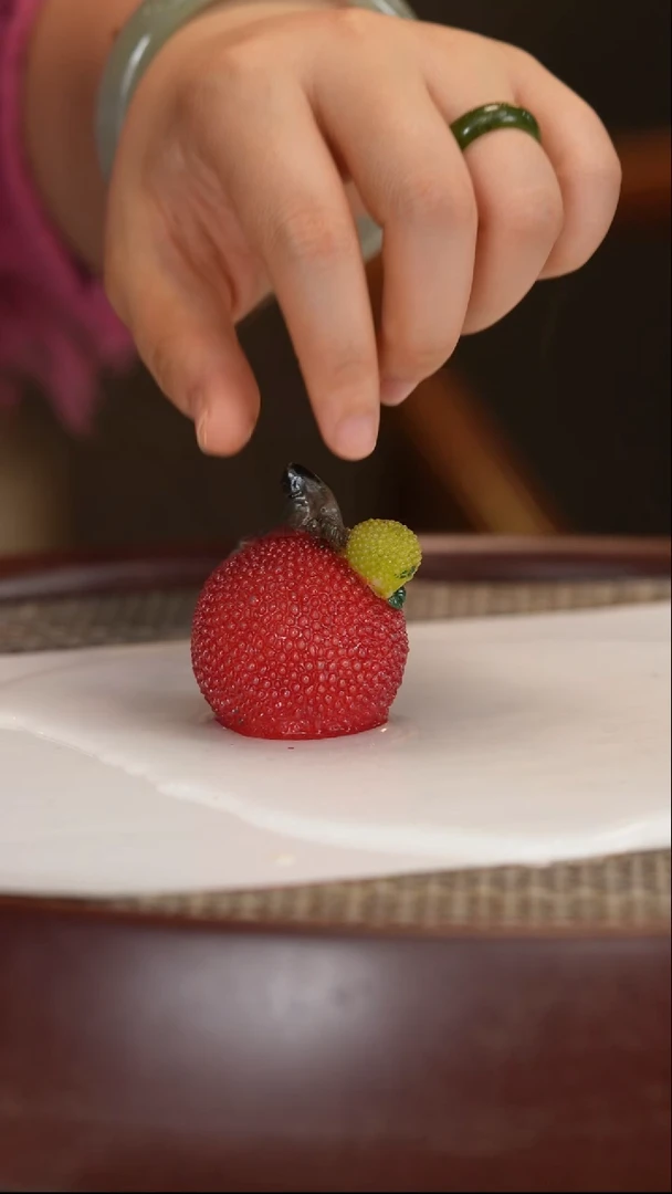 【闪购商品】紫砂茶宠变色杨梅