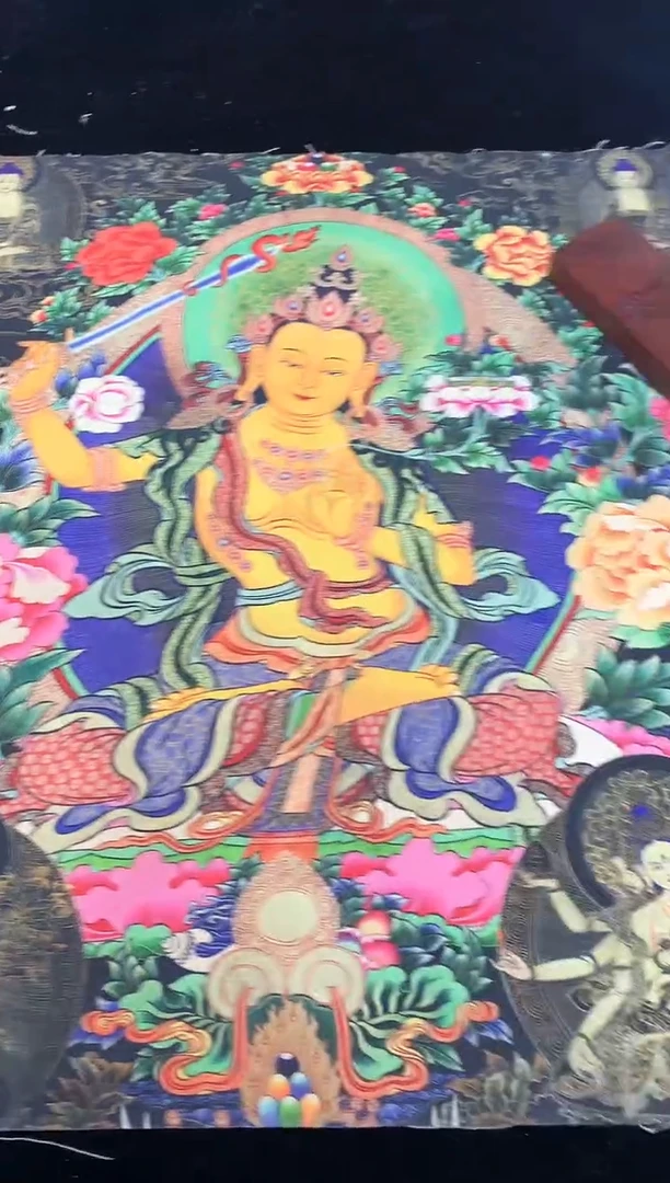 卷轴画012黄文殊菩萨