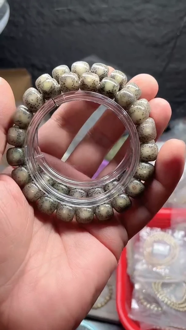 星月菩提手串海南星月菩提《Y84》11X10单圈