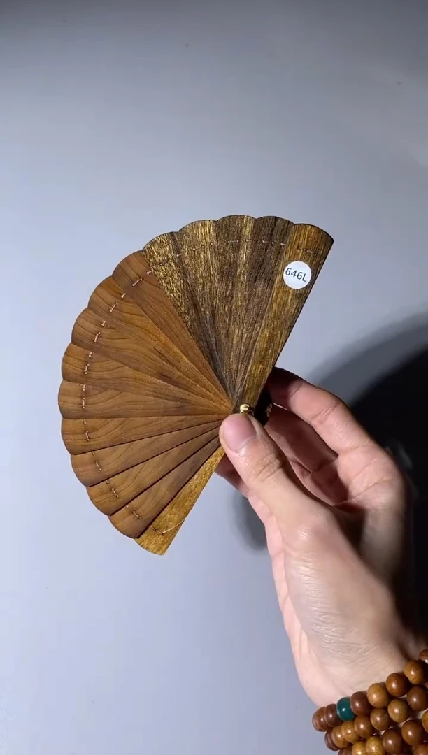 【闪购商品】金丝楠646 号10cm金丝楠木小叶桢楠掌中扇