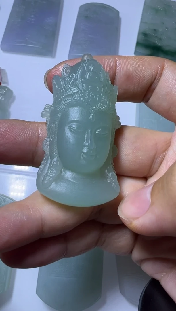未镶嵌定制翡翠观音头
