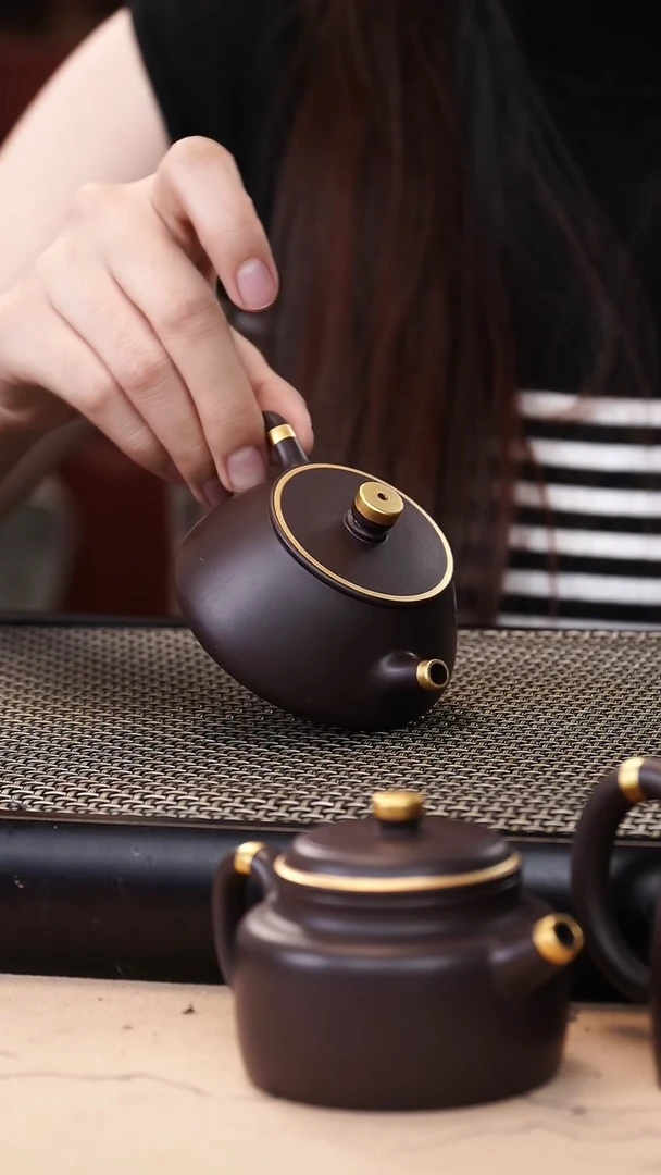 茶壶紫砂四号井茄皮紫泥描金平盖石瓢120cc
