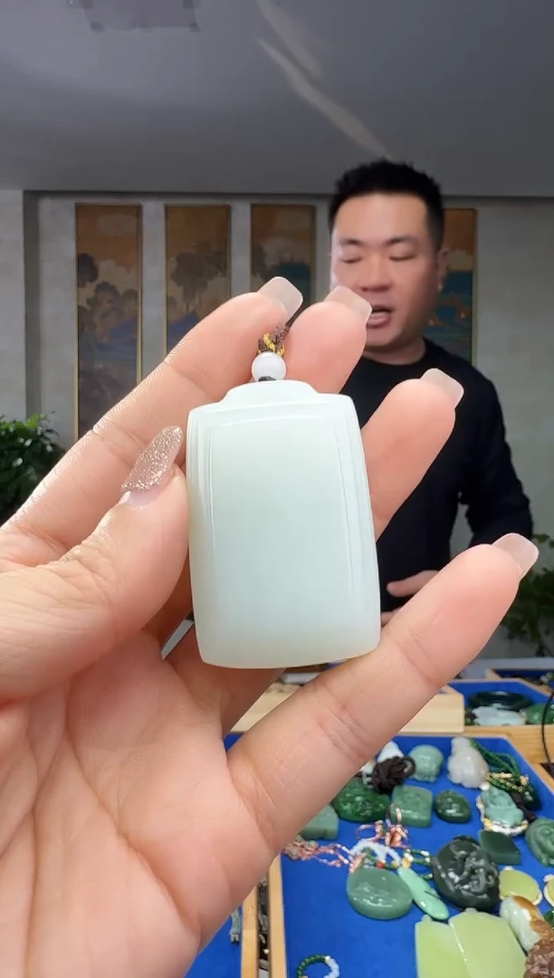颈饰未镶嵌和田玉拍一发一