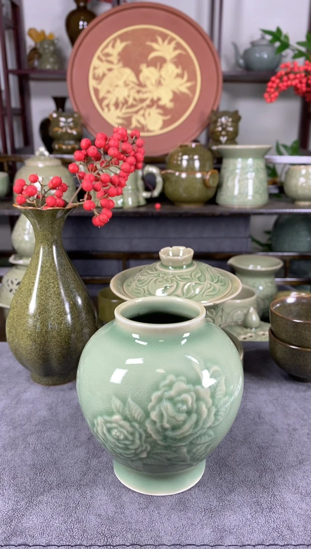 特价处理 玫瑰花瓶 一个