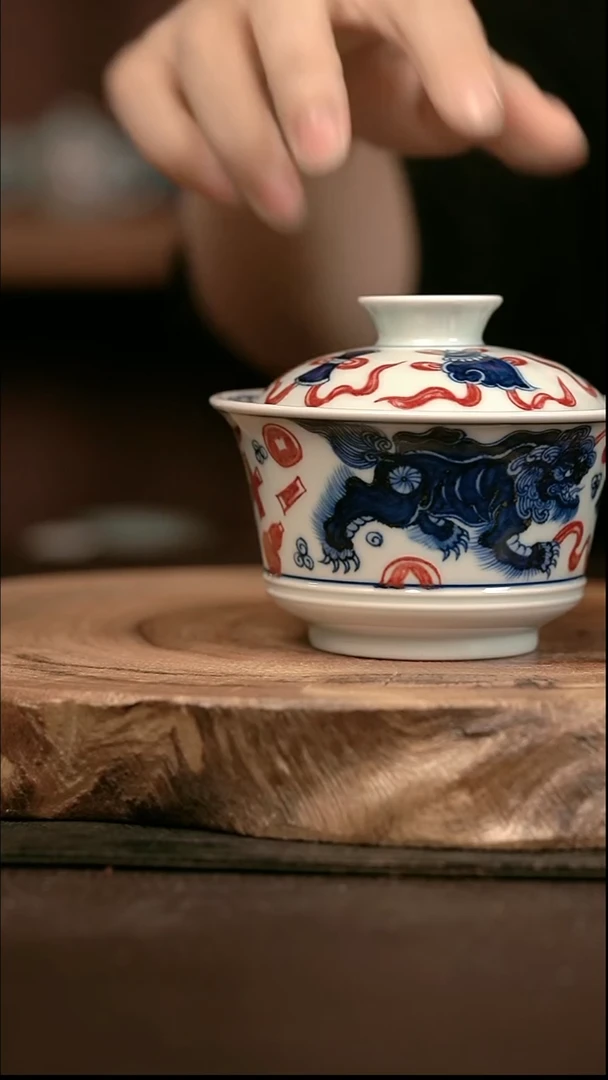 手绘 高温现代瓷  气窑  双狮矮马蹄150C