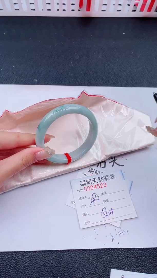 未镶嵌手镯翡翠17天然翡翠手镯