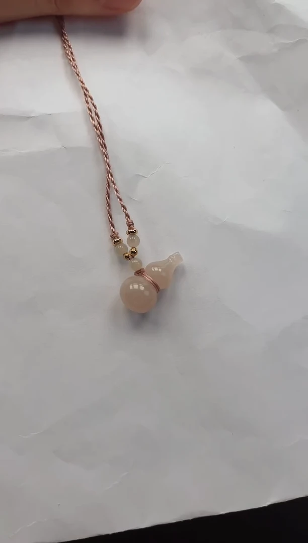 颈饰未镶嵌和田玉藕粉葫芦多样性发货