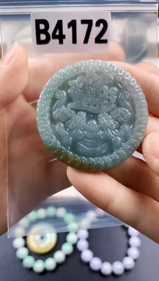 颈饰未镶嵌翡翠天然翡翠吊坠挂件