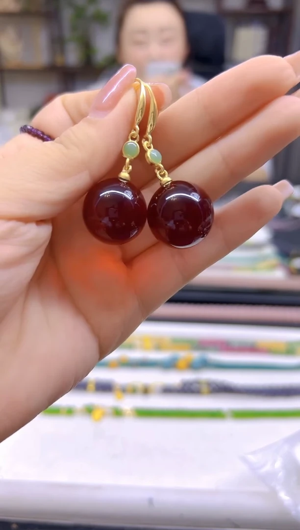 14K金镶嵌血珀耳饰DIY款E706