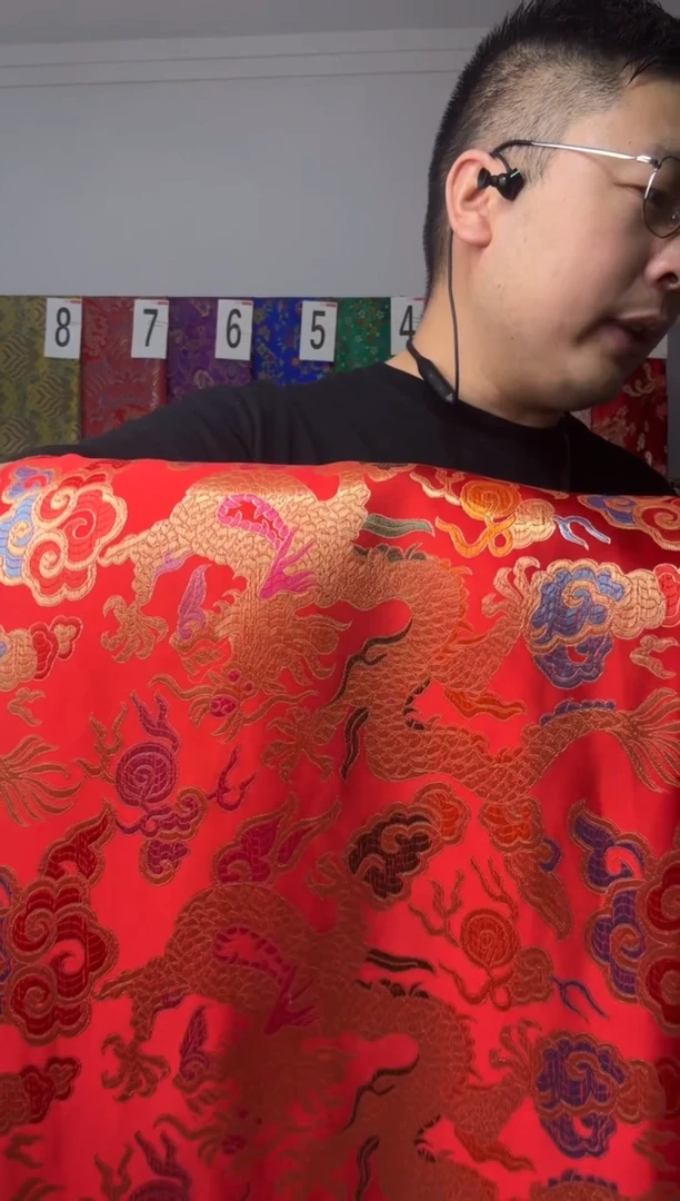 混纺织锦缎  长60公分  宽90