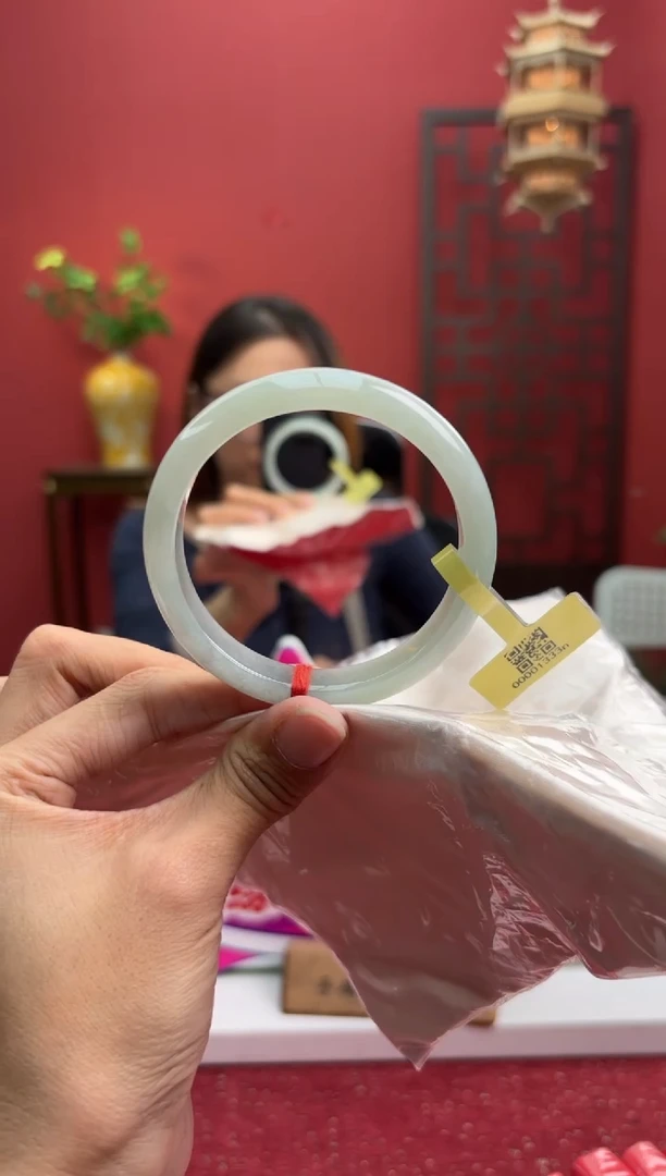 未镶嵌手镯翡翠翡翠手镯1