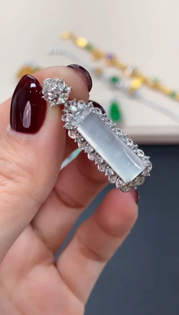 翡翠18K金镶嵌吊坠(不含链)无事牌吊坠4980