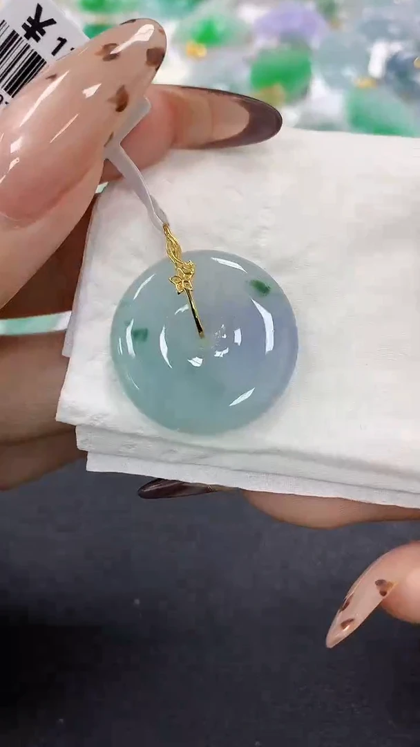 颈饰18K金镶嵌翡翠a货假一赔三支持复检百元上9元证书费自理