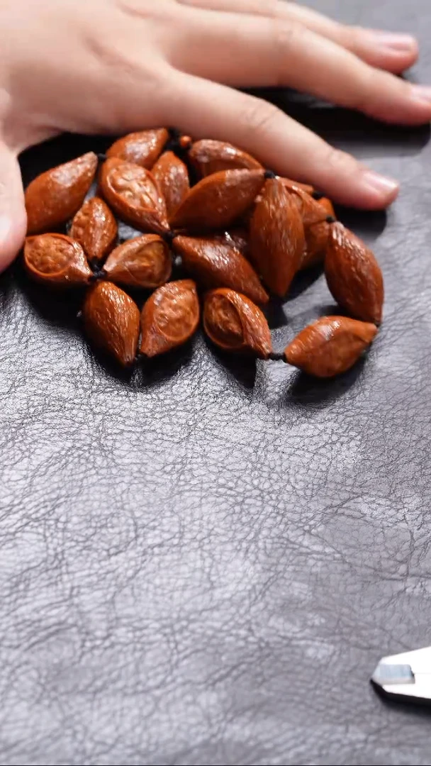 橄榄核吊坠橄榄核