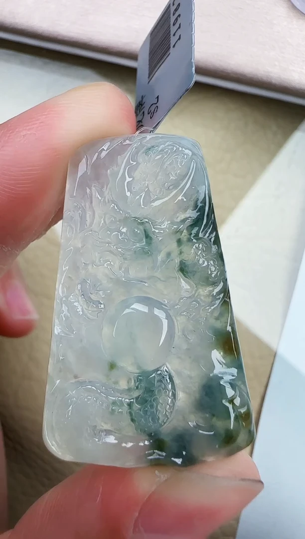 翡翠未镶嵌颈饰缅甸翡翠a货