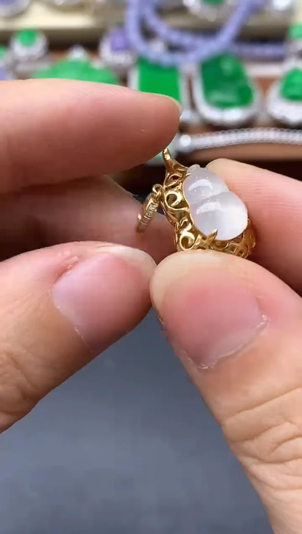 颈饰18K金镶嵌翡翠496-中国好珍宝