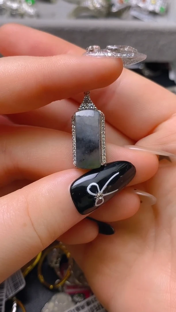 银S925镶嵌戒指翡翠 百内无证书