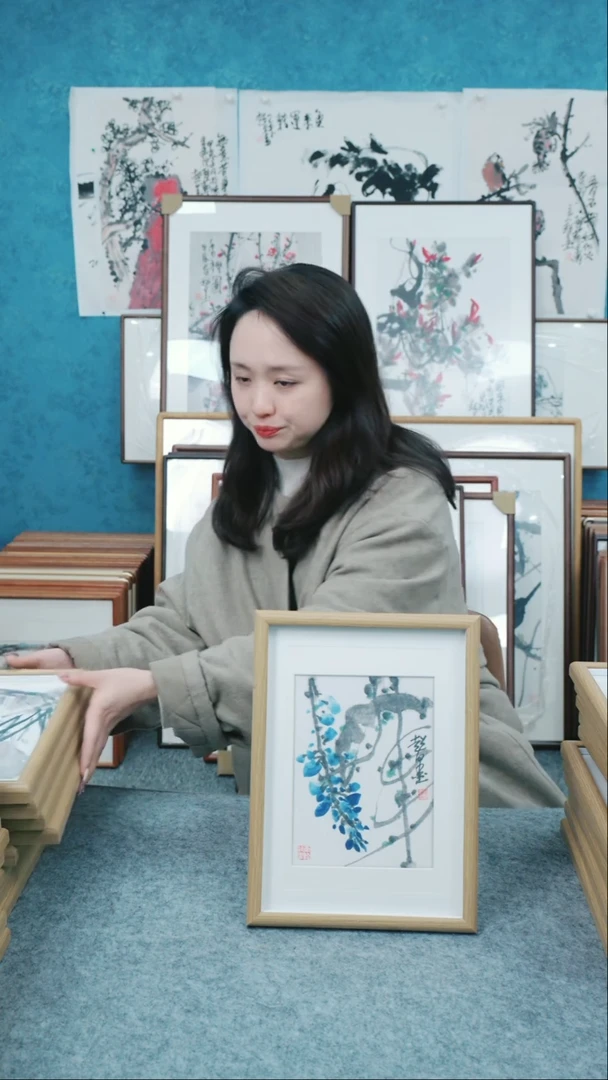 【闪购商品】国画10寸本土老师木质摆台