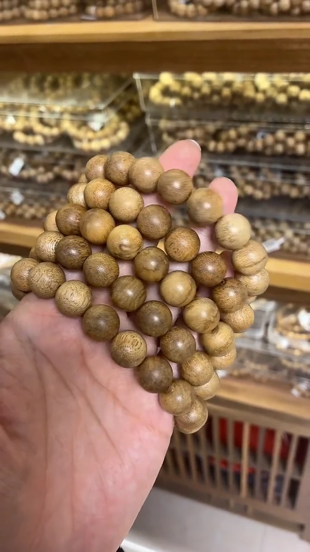 沉香手串菩萨棋圆珠单圈1.3多样性发其一