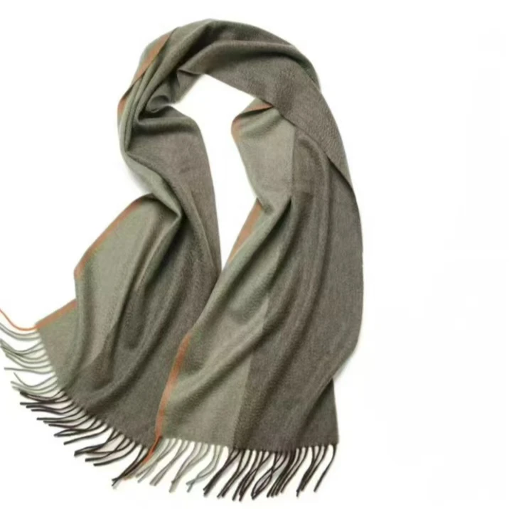 三拼色小山羊绒围巾