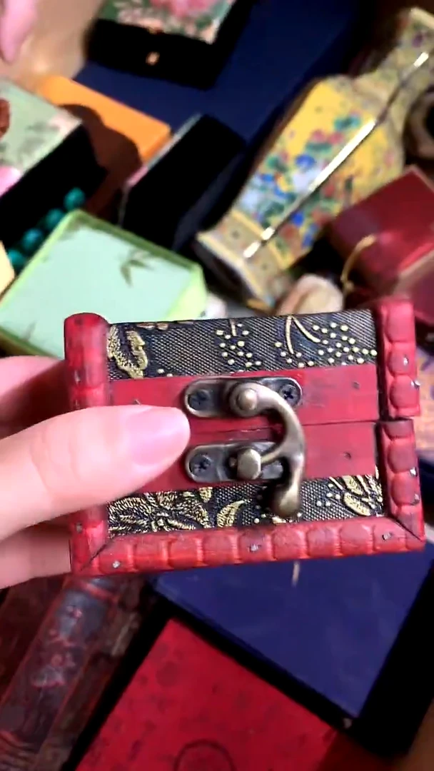 【闪购商品】香榧木德诚精品专属摆件