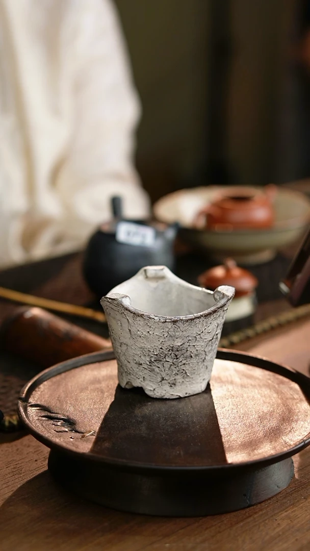 白色炉子...........