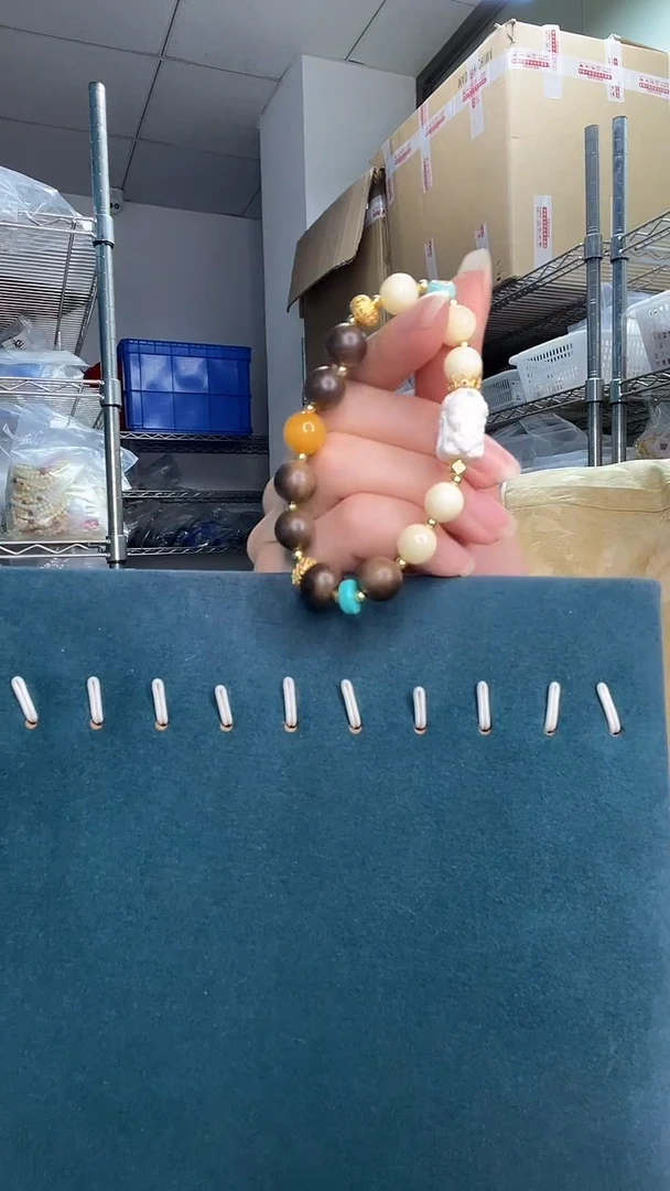 未镶嵌琥珀裸石A1346天然蜜蜡