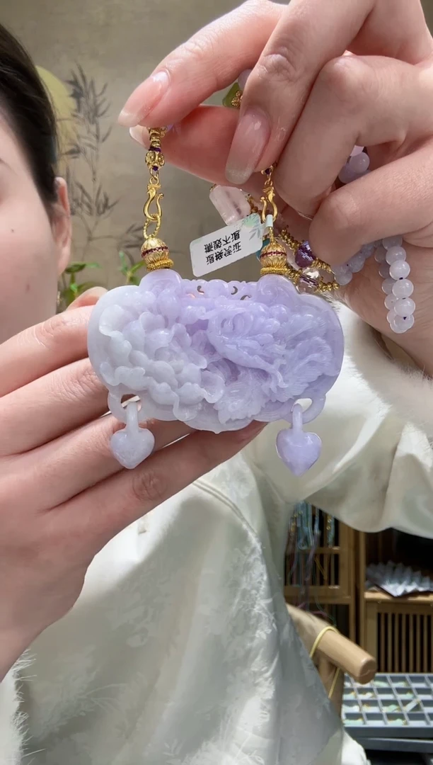 【闪购商品】翡翠颈饰未镶嵌吊坠