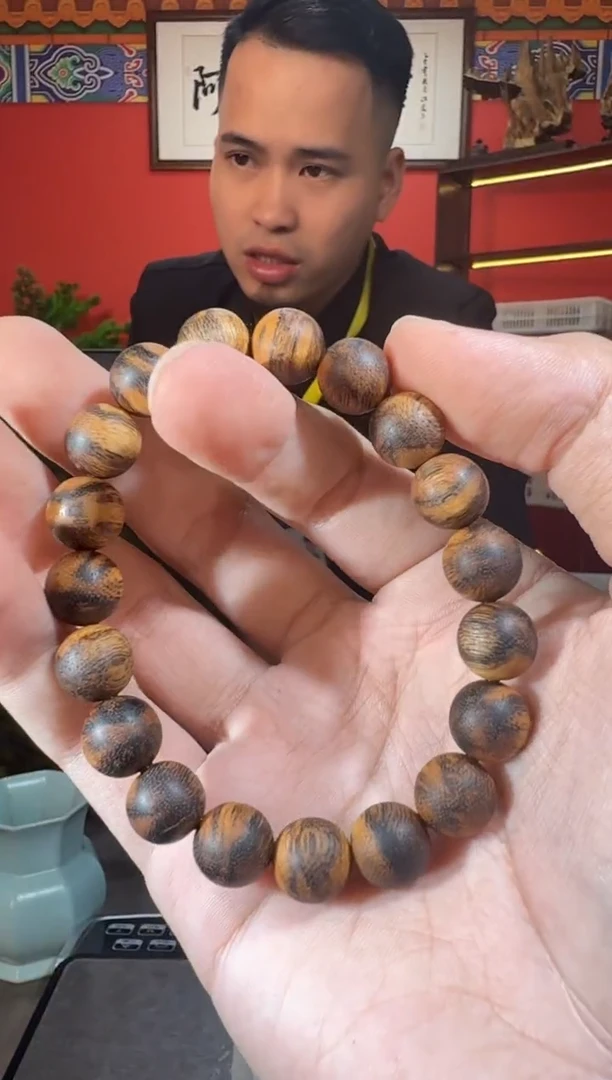 沉香手串Z217达拉干熟结虎斑多样性发一