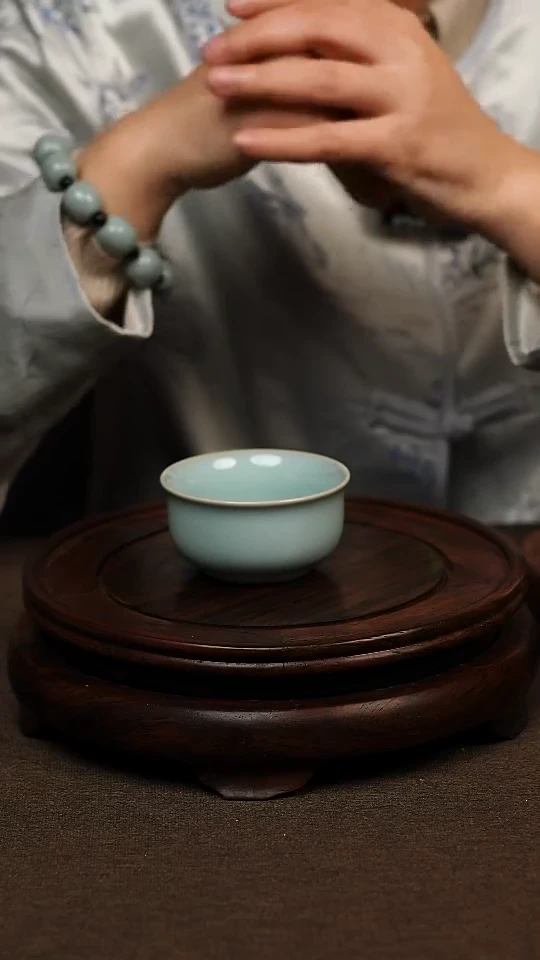 瓷片天青色如意杯60ml微瑕不带礼盒