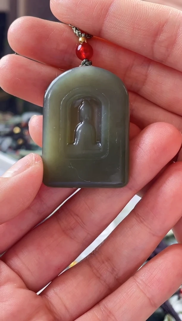 颈饰未镶嵌和田玉拍一发一