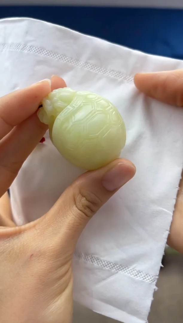 和田玉未镶嵌颈饰1