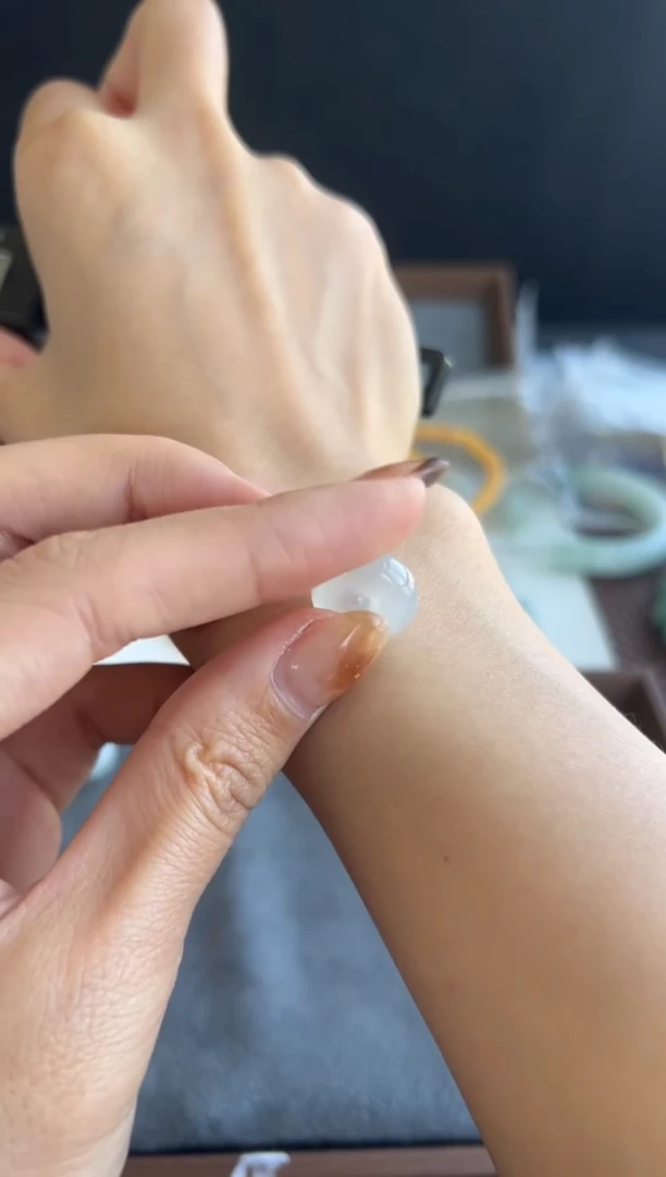 翡翠未镶嵌吊坠(不含链)404买断