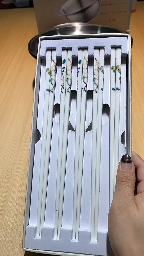 【闪购商品】瓷片锅碗瓢盆一件不剩