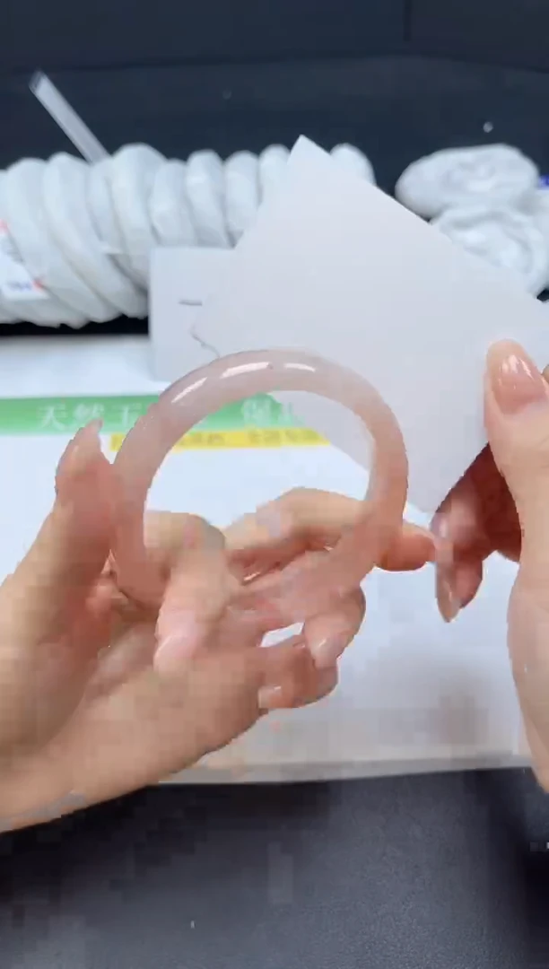 未镶嵌手镯石英质玉05657-