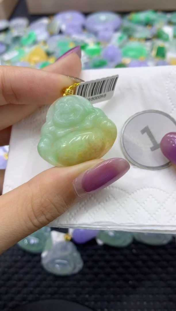 颈饰未镶嵌翡翠天然缅甸翡翠A货