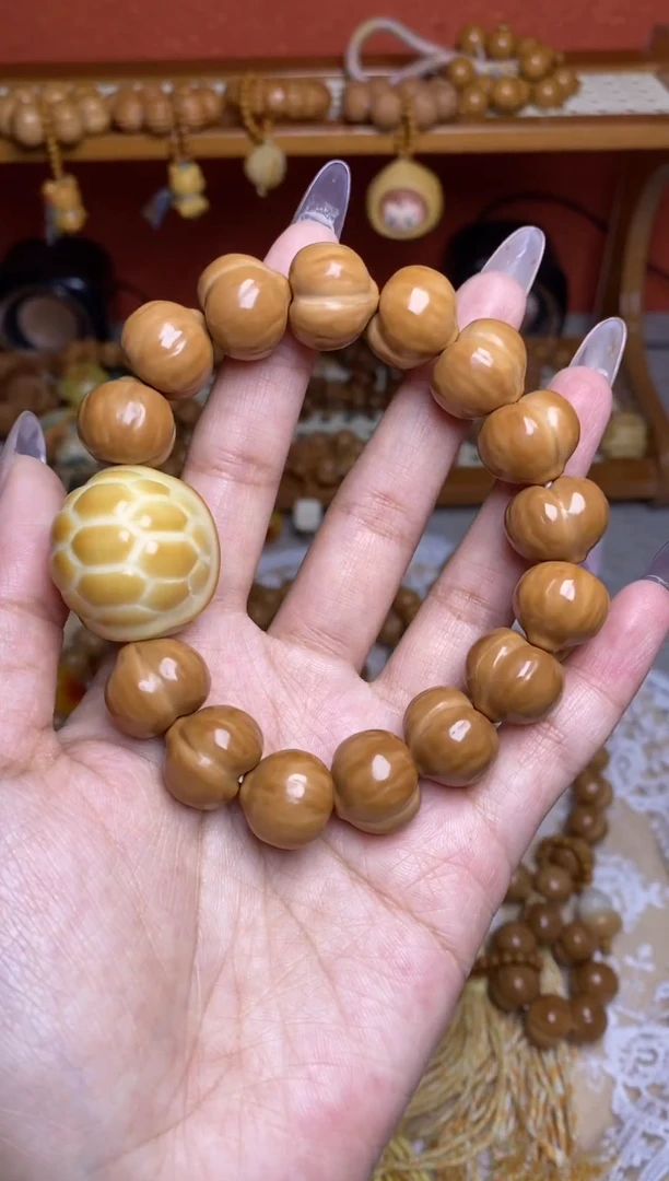 手串猴头核桃全品无暇屁桃➕富甲手串