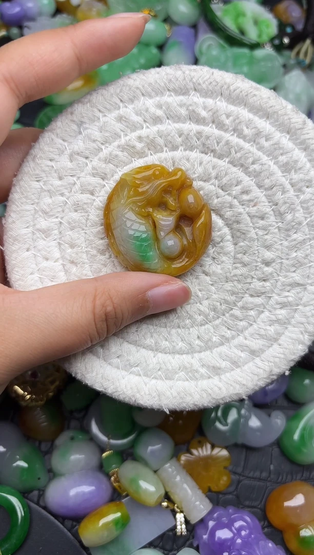 颈饰未镶嵌翡翠缅甸翡翠吊坠