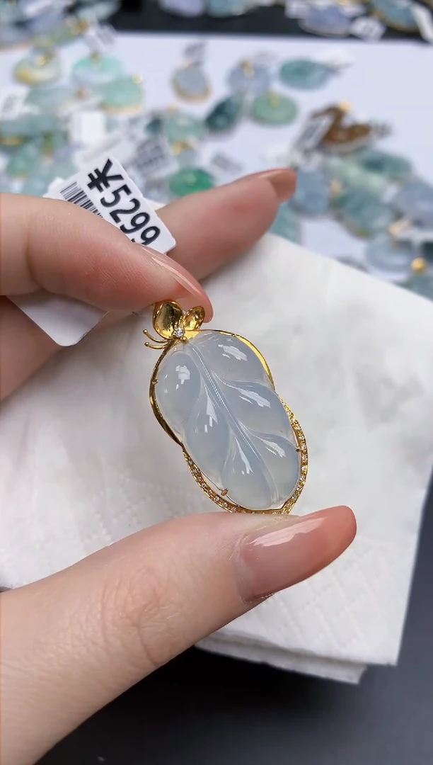【闪购商品】翡翠颈饰18K金镶嵌天然缅甸翡翠A货