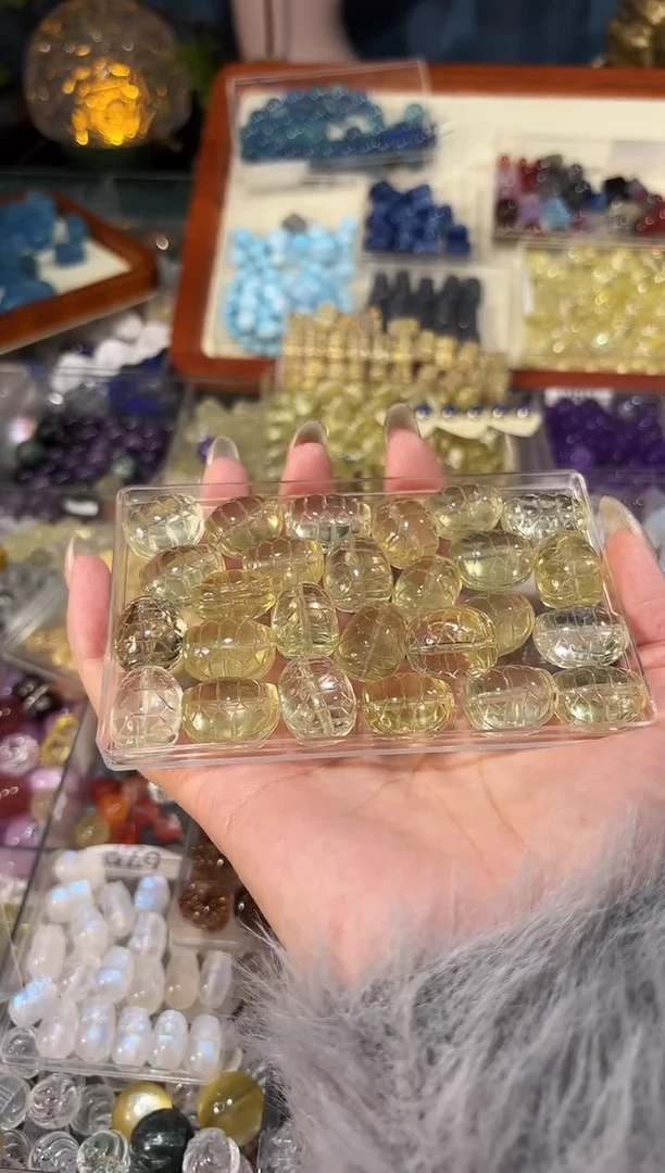 【闪购商品】水晶手串未镶嵌黄水晶护甲一颗