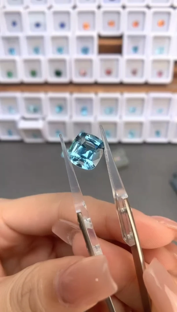 未镶嵌裸石定制托帕石6.52ct