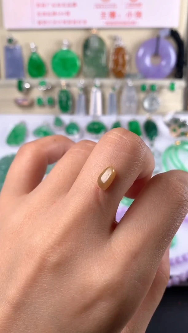 未镶嵌定制翡翠裸石（镶嵌定制）