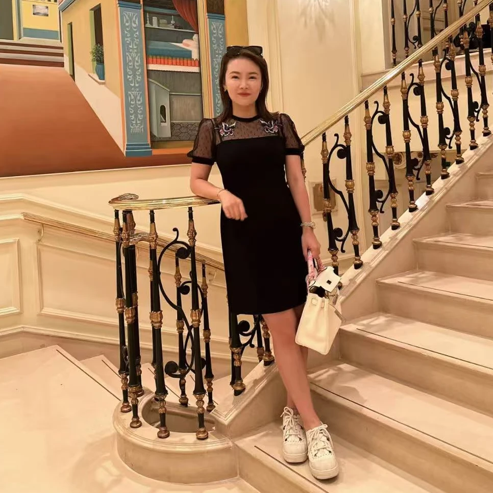 95新 Valentino/华伦天奴 蕾丝刺绣连衣裙/m码/编号40